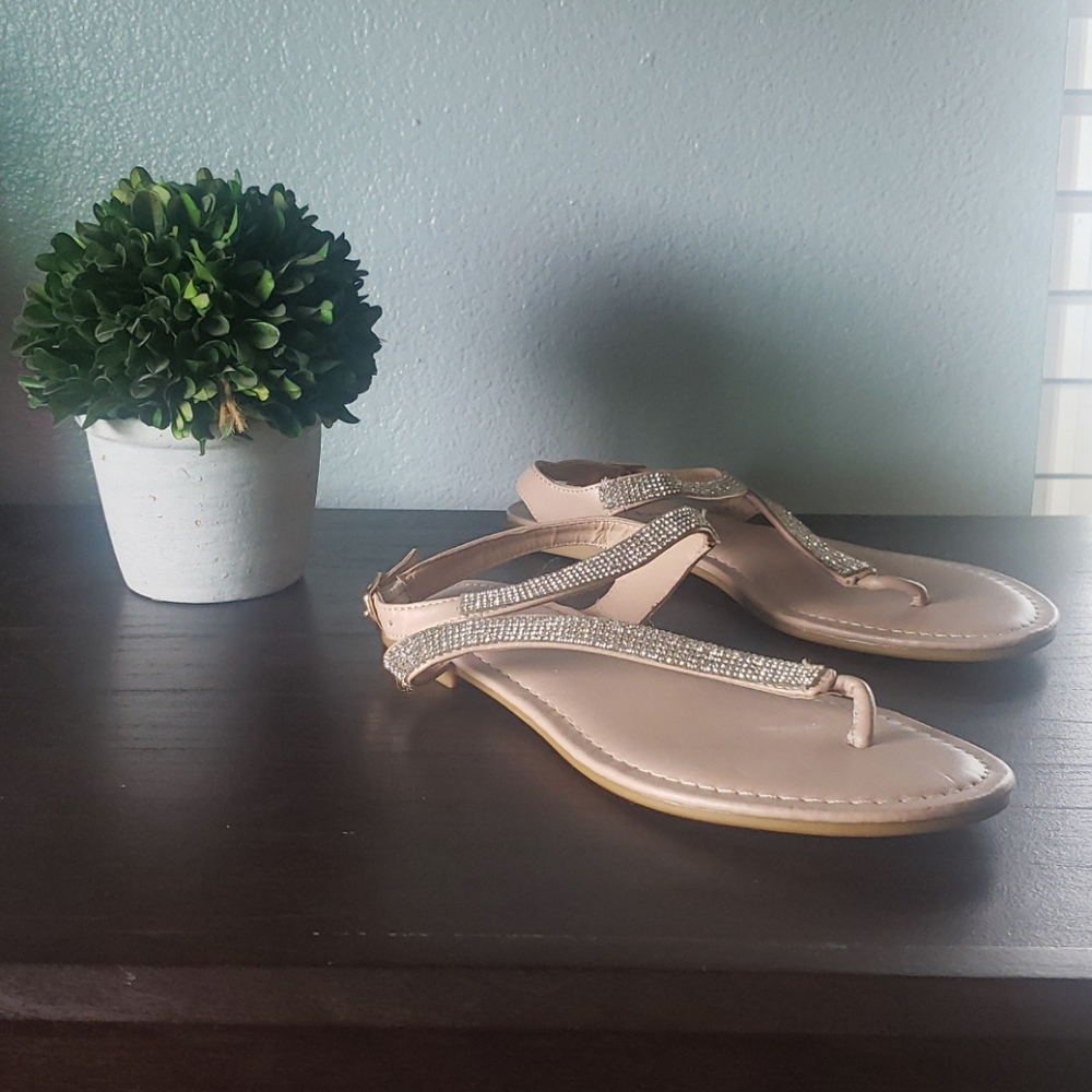 Sandals - Picture 7 of 7